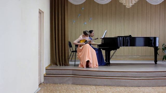 Ф.Куперен "Маленькие ветряные мельницы" - София Сколозубова, домра смотреть онлайн