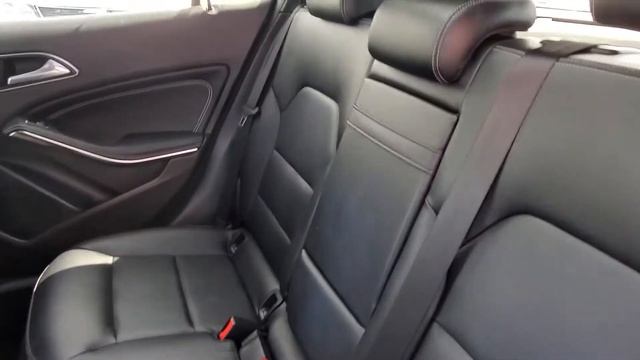 2019 Mercedes-Benz GLA 250 SUV смотреть онлайн