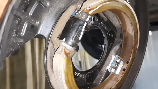 Самый простой ручник. Колодка ручника Kia Optima смотреть онлайн