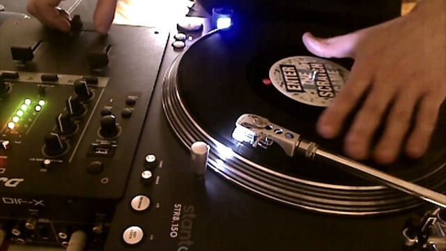 Scratch tutorial : Combo 3 clicks - 2 clicks смотреть онлайн