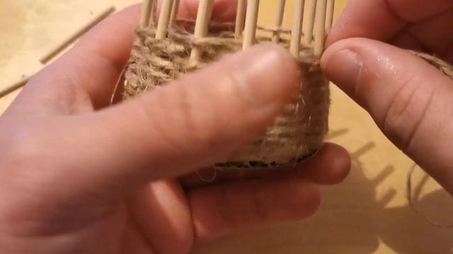 Простая идея из картона,шампура и шпагата смотреть онлайн