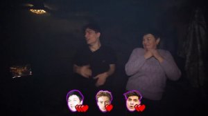 Ночь в страшном доме с МАМОЙ! **ЭКСТРЕМАЛЬНЫЙ КВЕСТ**