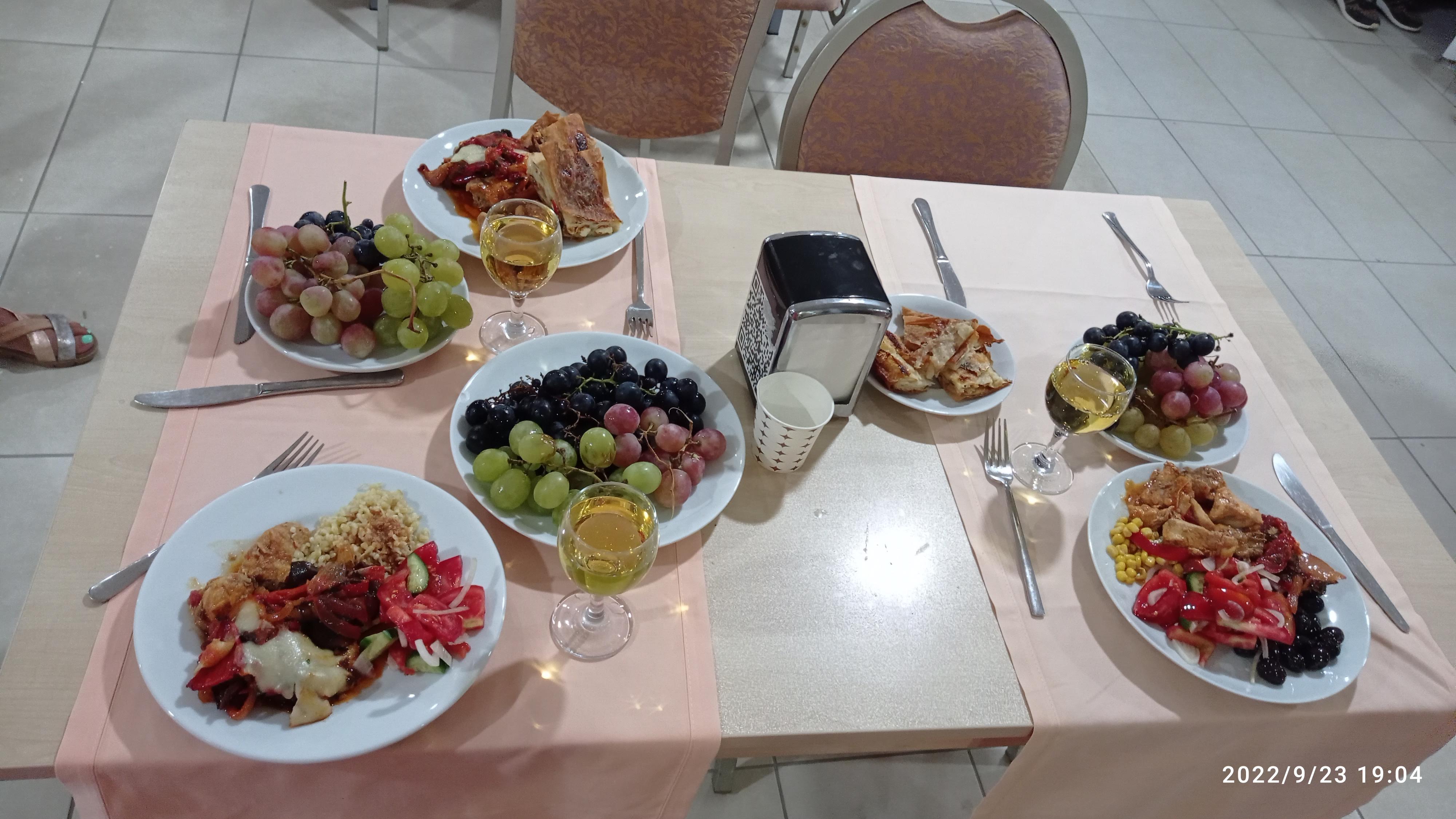 Ещё раз о еде в отеле Papaya Side 3*** (слайд-шоу)