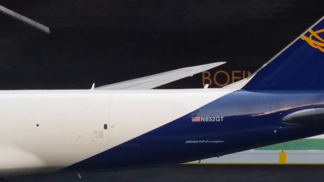 Gemini 200 Atlas Air Boeing  B747-8F Review