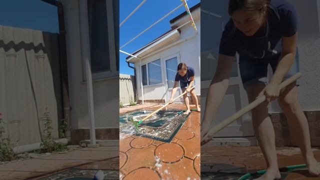 Как помыть ковёр в домашних условиях в деревне? Очень просто, делаю это каждый год. смотреть онлайн