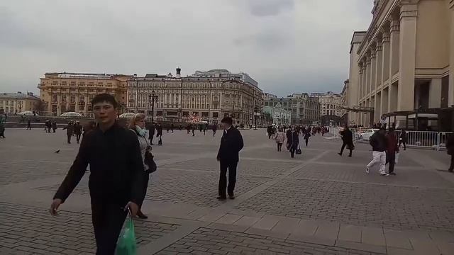 Сильные порывы ветра в Москве 26.04.2017 смотреть онлайн