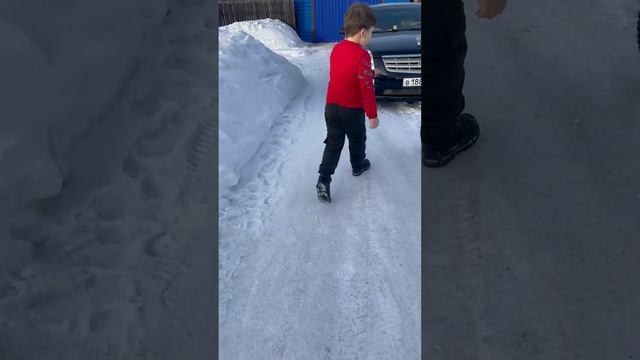 "Цвет автомобиля может быть любым, при условии, что он черный"😎 (Генри Форд) #cadillac #питбайк смотреть онлайн