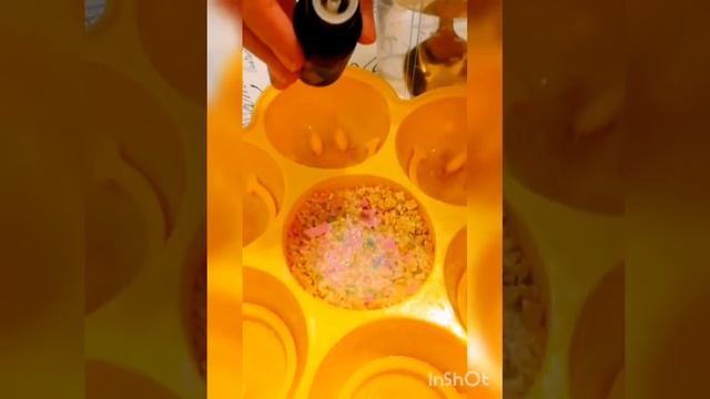 ? Остались кусочки мыла?!! ? ?? Мы знаем, что с ними делать! ?? Мыло из обмылков смотреть онлайн