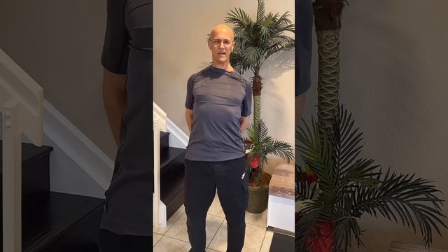 Back Cracking Posture Correction! Dr. Mandell смотреть онлайн