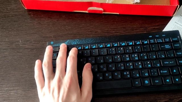 Беспроводная клавиатура за 1000 из DNS Распаковка и тест. Стоит брать?! смотреть онлайн