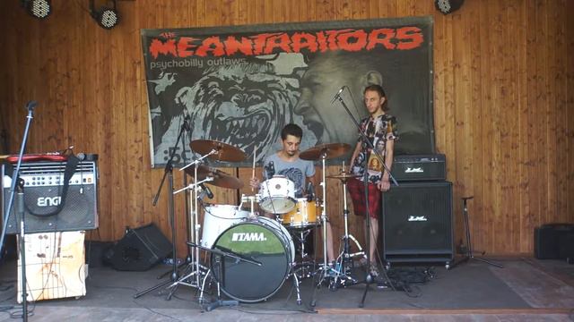 02. "Hotel California" Мастер класс на барабанах Д.Гайнудинов (The Meantraitors) смотреть онлайн