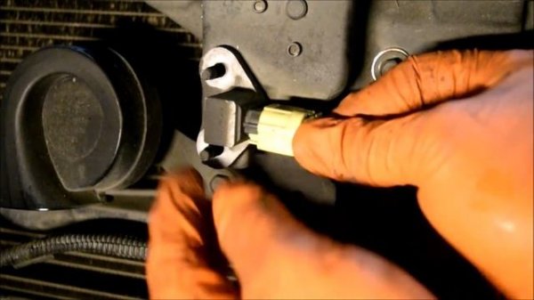 Remove yellow plug for impact sensor & other SRS system parts. Infiniti/ Nissan