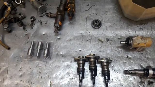 Ремонт ТНВД мини погрузчика UNC 060. смотреть онлайн