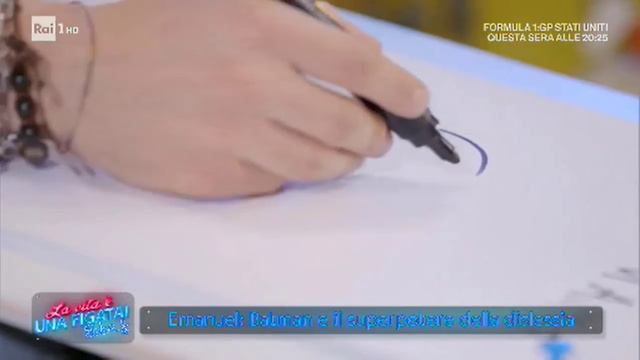 Dislessia: la storia di Emanuel Simeoni, fumettista che disegna Batman per la DC Comics смотреть онлайн