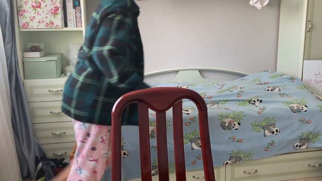 сложный путь к заправленной кровати на карантине смотреть онлайн