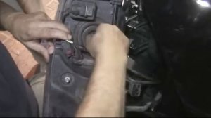 Cambio de lámpara Dodge Caliber / How to Install Replace Headlight Dodge caliber