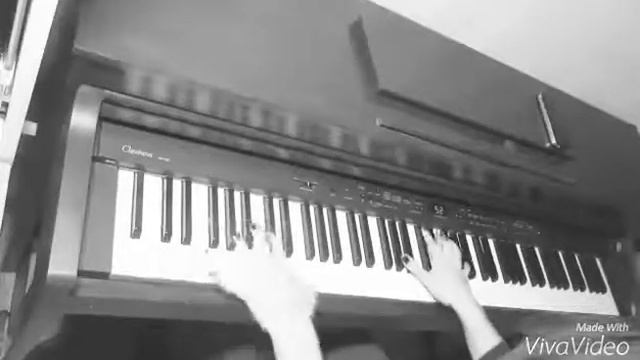 Rammstein "MEIN HERZ BRENNT" (Piano) смотреть онлайн
