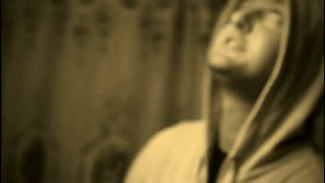 Http://www.youtube.com/watch?v=3RNZ0DwwaM8&list=QL&playnext=4