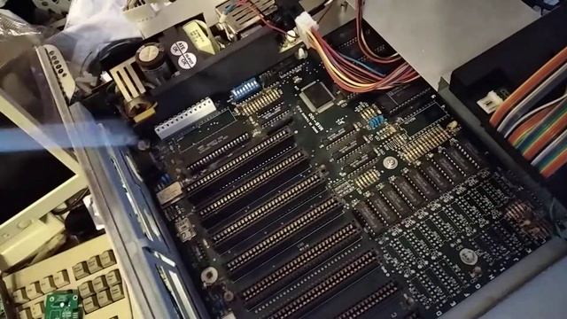 Тест 8088 процессоров и сборка XT-шки в "новом" корпусе смотреть онлайн