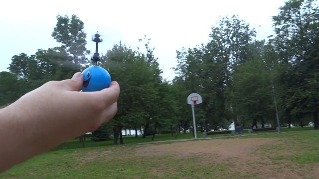 Летающий Шарик Colored Bell.Тест-обзор.Он улетел от нас на 30 м 2 раза! смотреть онлайн