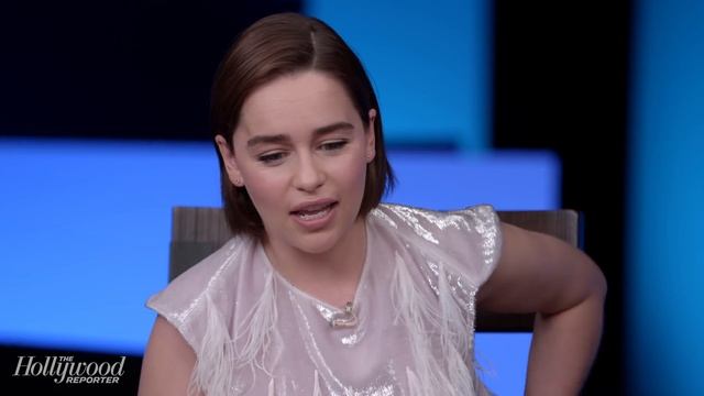 Emilia Clarke on 'Game of Thrones' Deaths & Getting "The Call' from Show Creators | Close Up смотреть онлайн