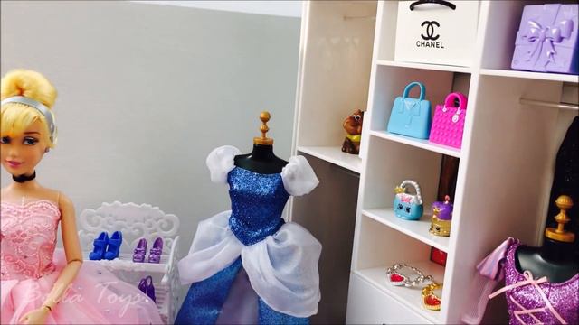 🎀 BARBIE PRINCESS BEDROOM 🎀 CINDERELLA RAPUNZEL MORNING ROUTINE BATHROOM 🎀 BARBIE DOLL HOUSE
