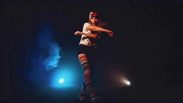 Женя Вилль Танцую в одного Dionis Yuriev Remix 4K UHD смотреть онлайн