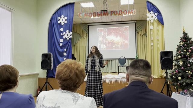 "Зима метет, зима искрится", читает Курская Вера смотреть онлайн