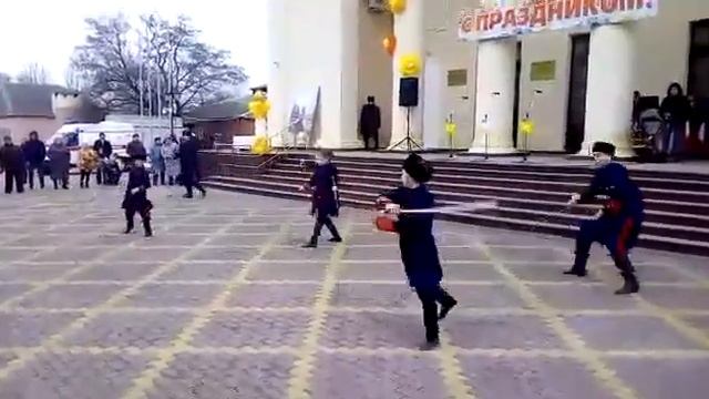фланкировка шашкой от Казачьего спортивного клуба «Степной сокол», ВКО Всевеликое войско Донское смотреть онлайн