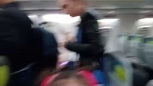 мы в в самолёте смотреть онлайн