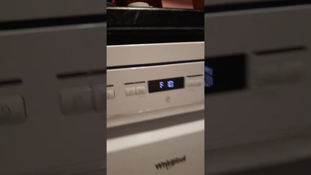 Вирпул посудомойка, выдаёт ошибку F10 , мастер официал говор... смотреть онлайн