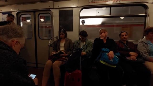 Поездка на Ема 502 от Площадь Мужества до Площадь Востания по КВЛ (Последние видео по Метро СПБ) смотреть онлайн