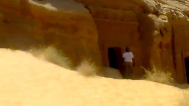 MADAIN SALEH (AL ULA) смотреть онлайн