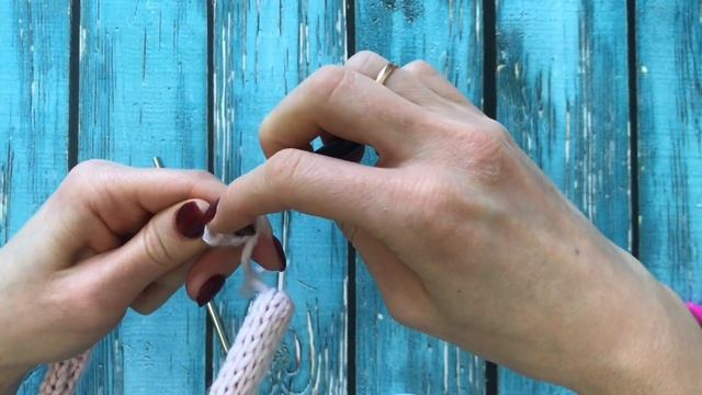 Ободки наушники спицами. Вяжу ободки наушники смотреть онлайн