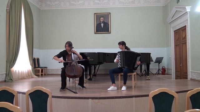 Astor Piazzolla "Cafe 1930" ,"Le grand tango" Alevtina Nikitina (bayan) & Natalia Nazarova (cello) смотреть онлайн