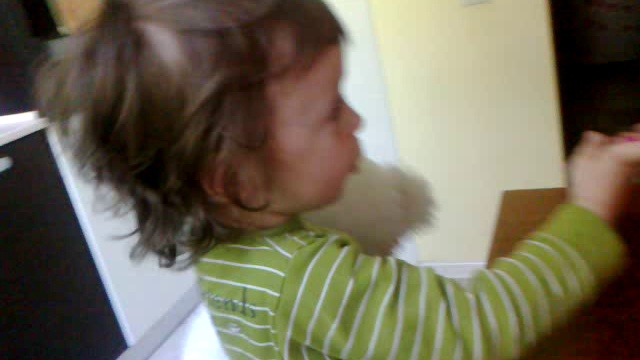 zoi laughing May 2011 смотреть онлайн