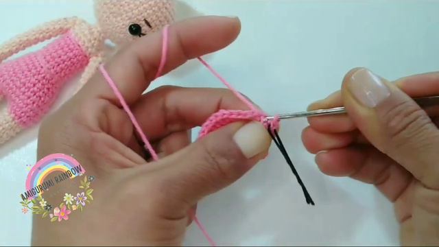 Barbie Amigurumi - Crochet Hada 🎀💕💄👛💅🏻 Parte 01 смотреть онлайн