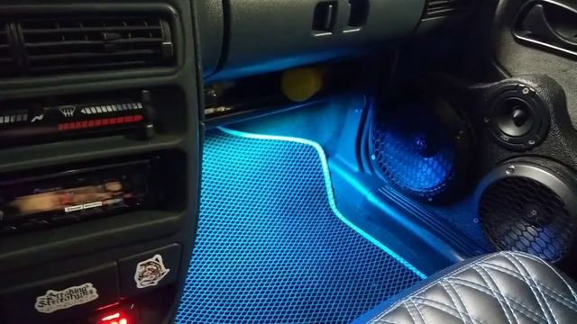 2114. Подсветка ног смотреть онлайн