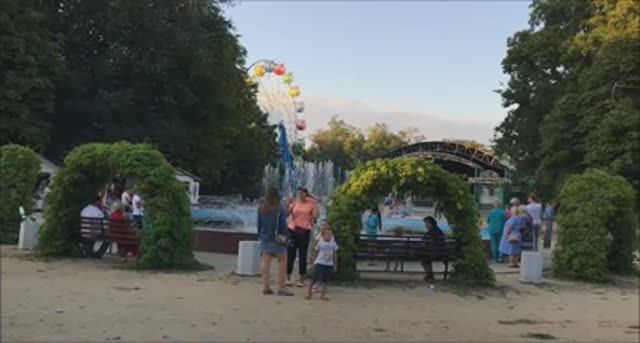 Парк Горького, Таганрог, Ростовская обл. смотреть онлайн