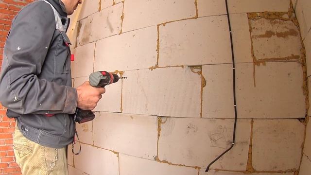 Монтаж ОБРЕШЕТКИ под имитацию бруса по ГАЗОБЕТОНУ. Как крепить? смотреть онлайн