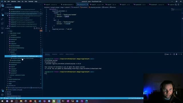 3.3 Learn Terraform - Lock and Upgrade Provider Versions смотреть онлайн