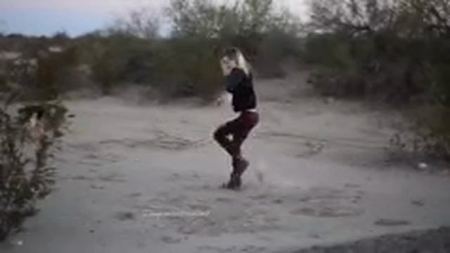 Танец Ламбада. Танцуют все. смотреть онлайн