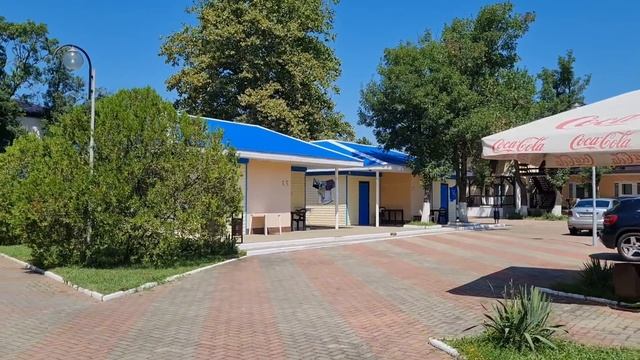 База отдыха в Архипке//На пляже яблоку негде упасть// смотреть онлайн