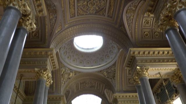 День в Париже 4 Версаль, ландшафтный парк и Дворец смотреть онлайн