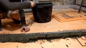 Выравнивание пола своими руками. Стяжка пола под плитку. Сухопресованая стяжка.