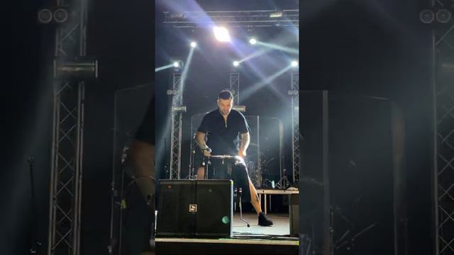 БАСТА РВЕТ БАРАБАН! (LIVE Киев 19.12.21 Stereoplaza) смотреть онлайн