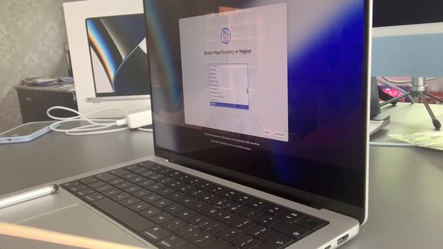 I Changed My Mind About Apple's M1 Macs And Bought A 14-Inch MacBook Pro With M1 Pro Instead Of M2