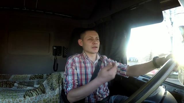 Сравнение Scania R500 V8 vs R420 смотреть онлайн