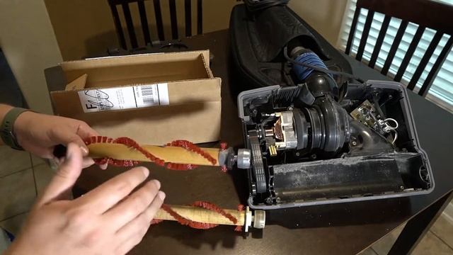 Replace the Beater Bar on an Oreck Vacuum смотреть онлайн