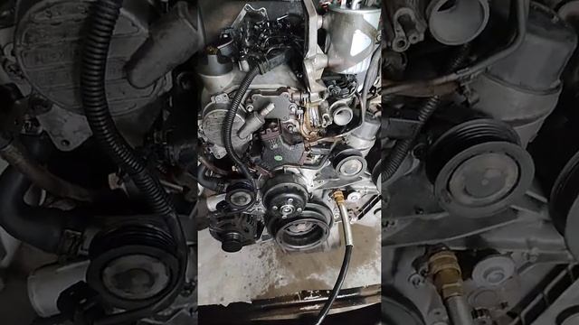 Как правильно проводить первый пуск ДВС Mercedes OM 611 смотреть онлайн